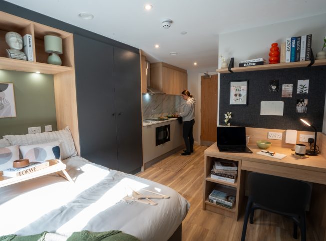 Copy of DSC01806 People 001